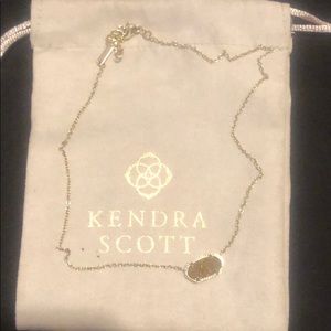 Kendra Scott necklace